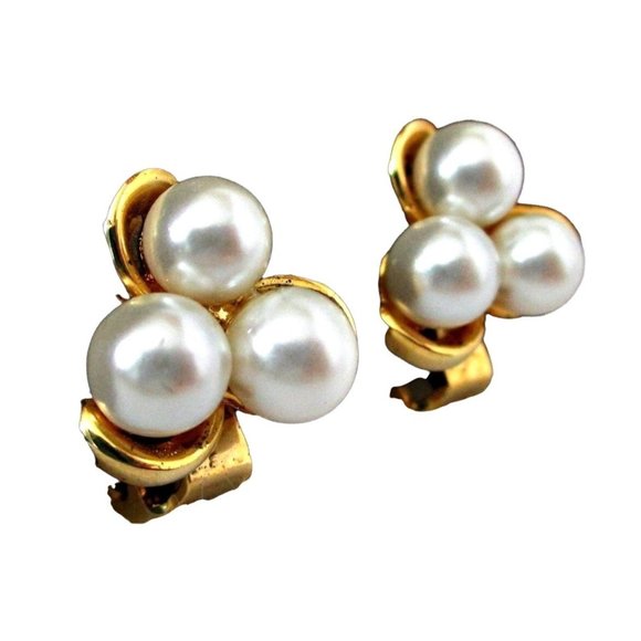 Vintage Pearl Clip On Earrings Jewelry - Picture 1 of 3